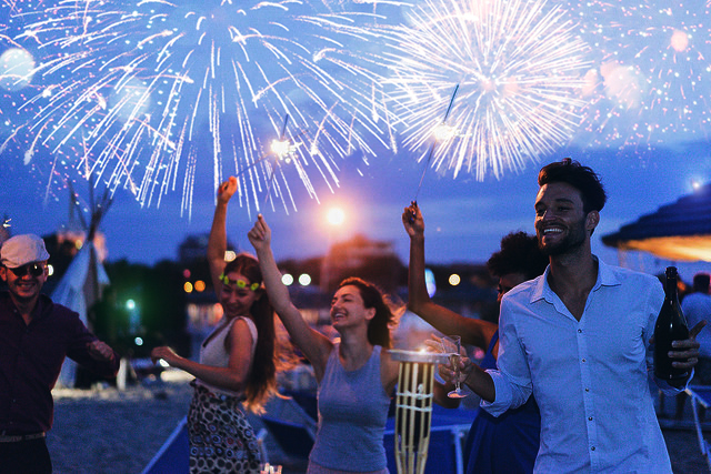 New Year’s Fireworks Gala Dinner